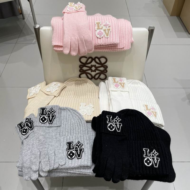 LV Scarf Hat Gloves 122501